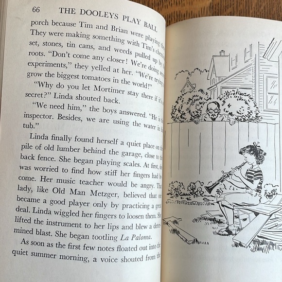 The Dooleys Play Ball by Marion Renick; Illustrated by Dwight Logan 1950 - Picture 11 of 13